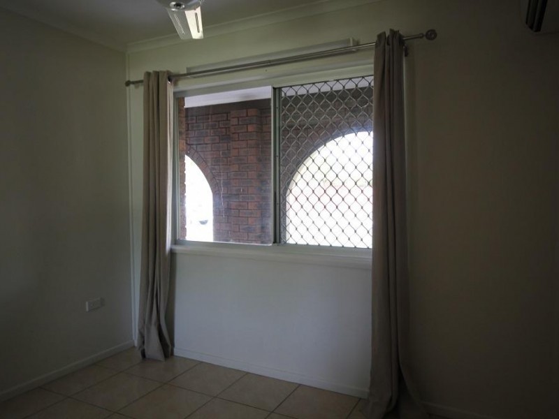 2 Brookhurst Avenue, Kirwan QLD 4817