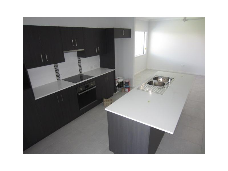 3 Hilo Street, Burdell QLD 4818