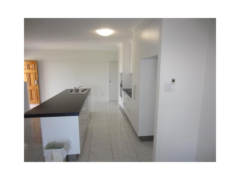 2 Sillago Street, Burdell QLD 4818