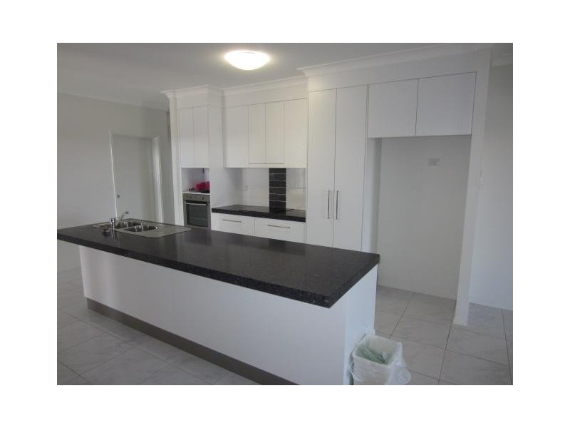 2 Sillago Street, Burdell QLD 4818