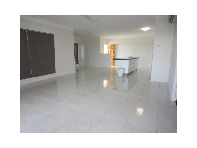 2 Sillago Street, Burdell QLD 4818