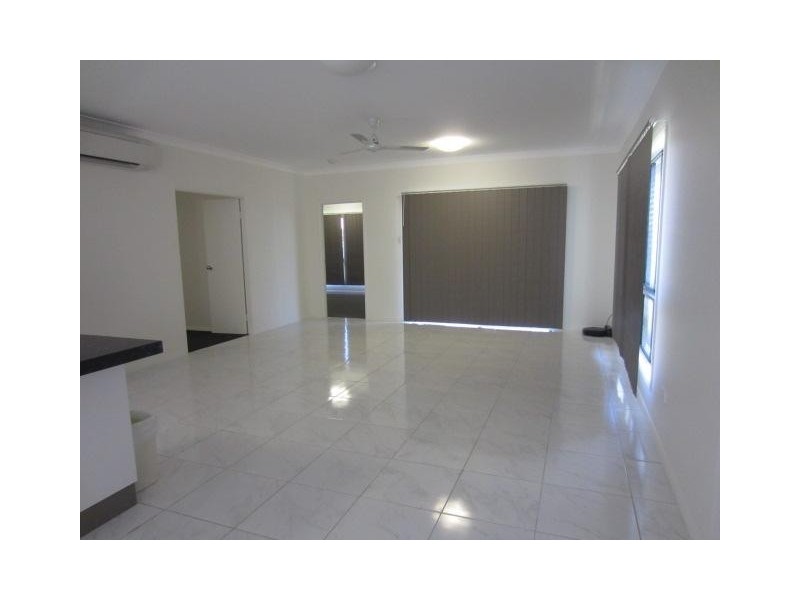 2 Sillago Street, Burdell QLD 4818