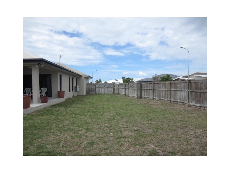 20 Madonis Way, Burdell QLD 4818
