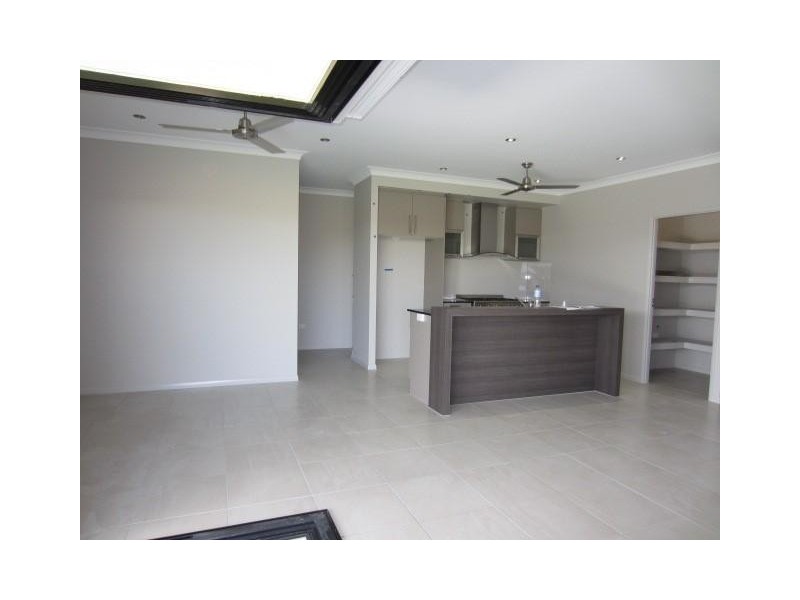 20 Madonis Way, Burdell QLD 4818