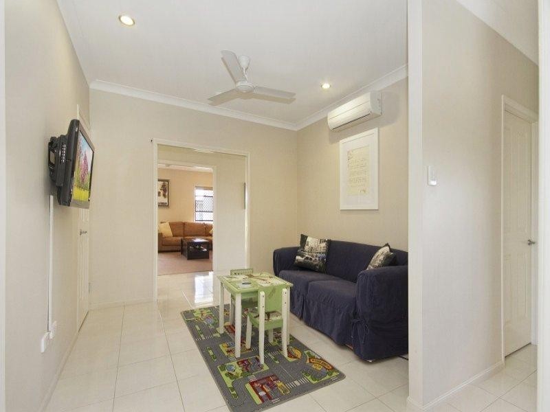 31 Shoalmarra Drive, Mount Low QLD 4818