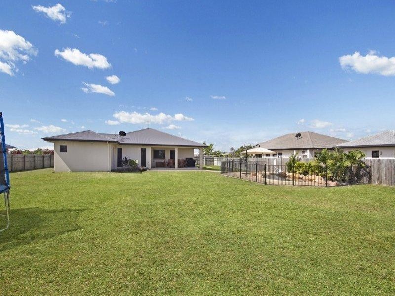 31 Shoalmarra Drive, Mount Low QLD 4818