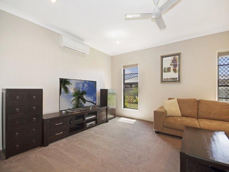 31 Shoalmarra Drive, Mount Low QLD 4818