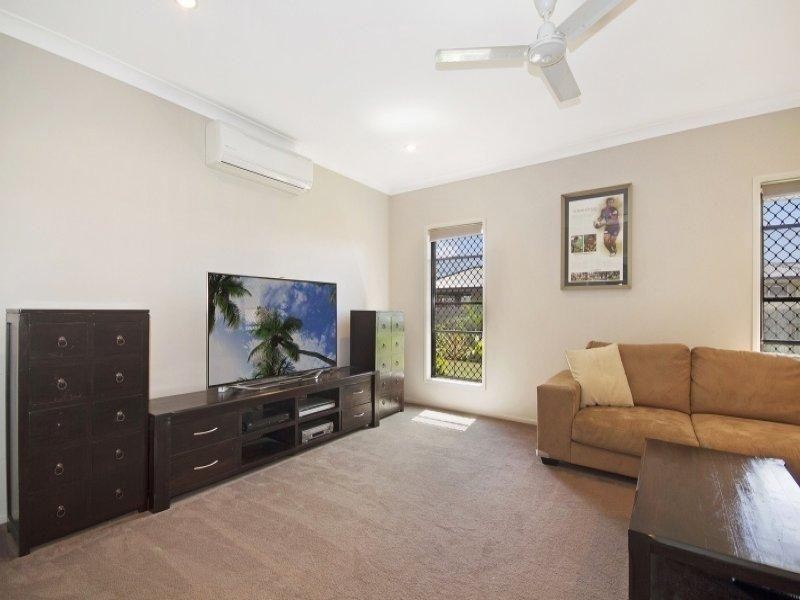 31 Shoalmarra Drive, Mount Low QLD 4818