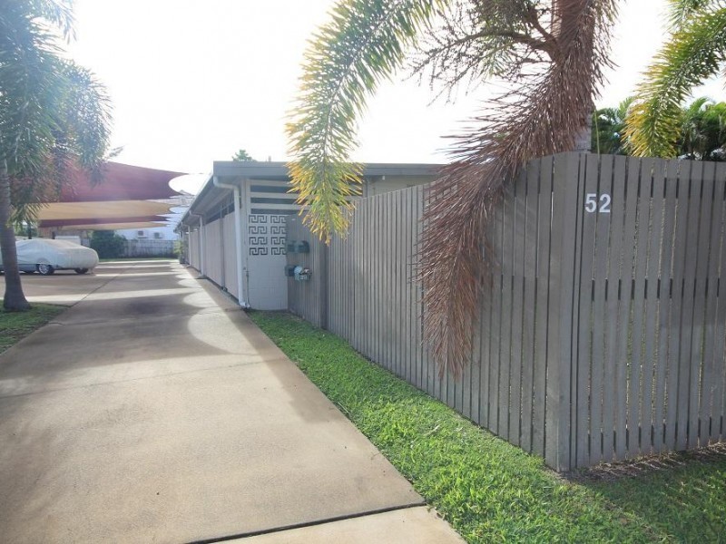 4/52 Bowen Road, Rosslea QLD 4812