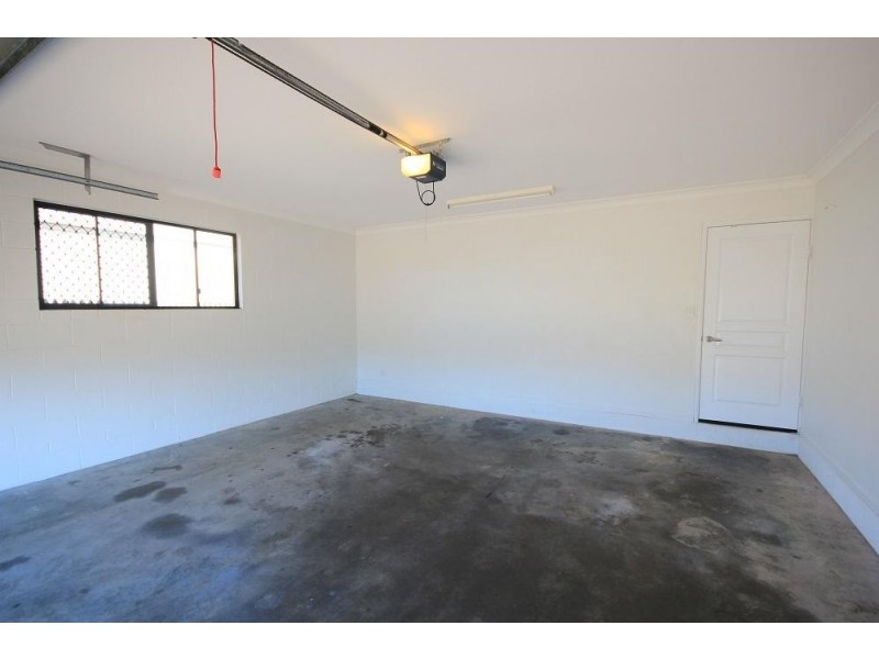 16 Rangeleigh Court, Mount Louisa QLD 4814