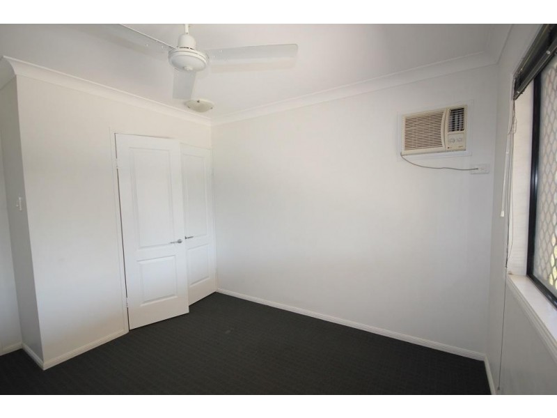 16 Rangeleigh Court, Mount Louisa QLD 4814