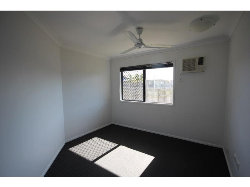 16 Rangeleigh Court, Mount Louisa QLD 4814