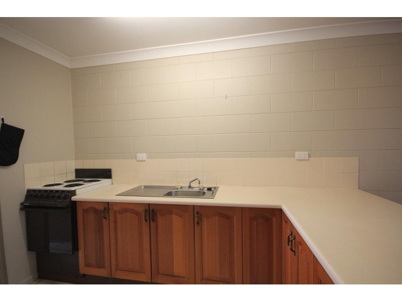 3/18-20 Crauford Street, West End QLD 4810