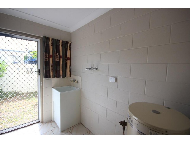 3/18-20 Crauford Street, West End QLD 4810