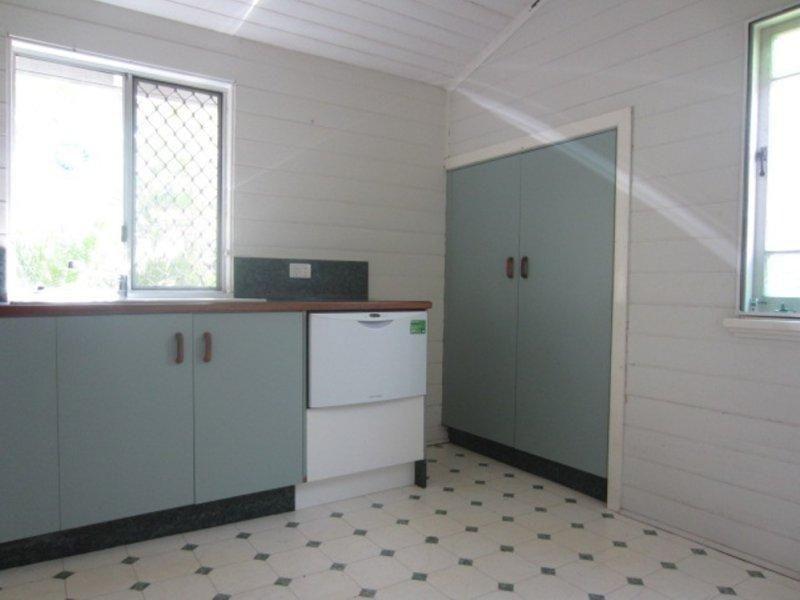 West End QLD 4810