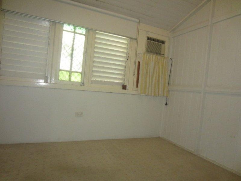 West End QLD 4810