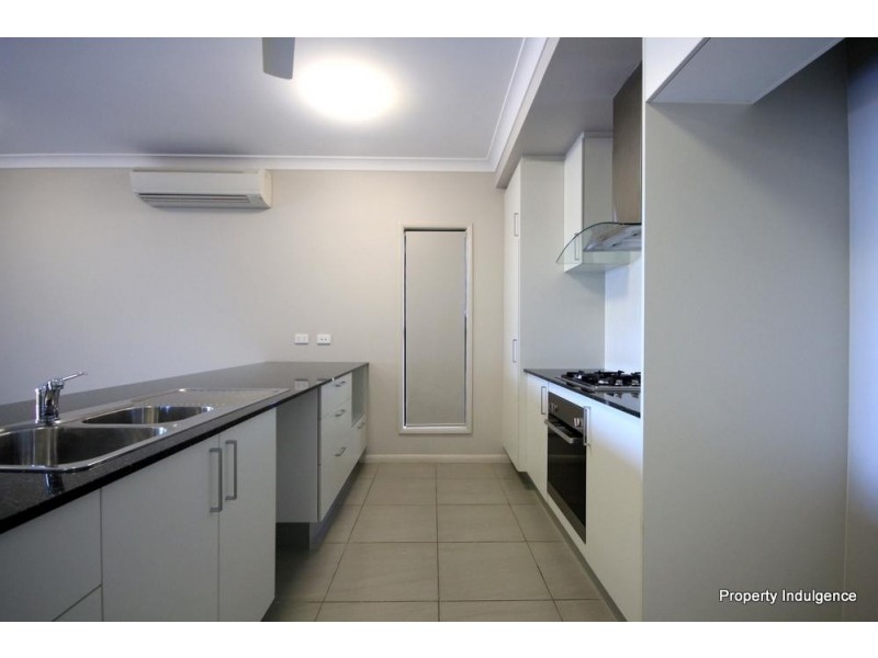 24 Sunhaven Boulevard, Burdell QLD 4818