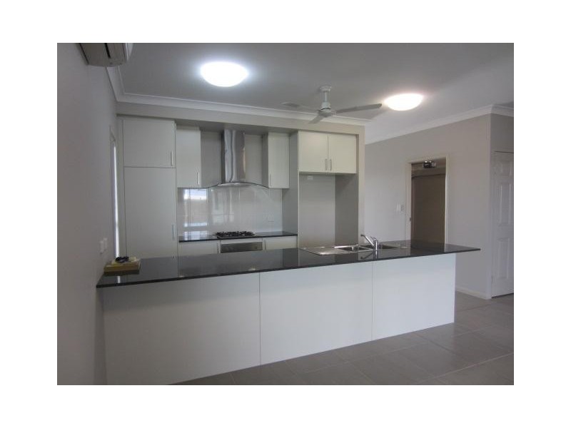 24 Sunhaven Boulevard, Burdell QLD 4818