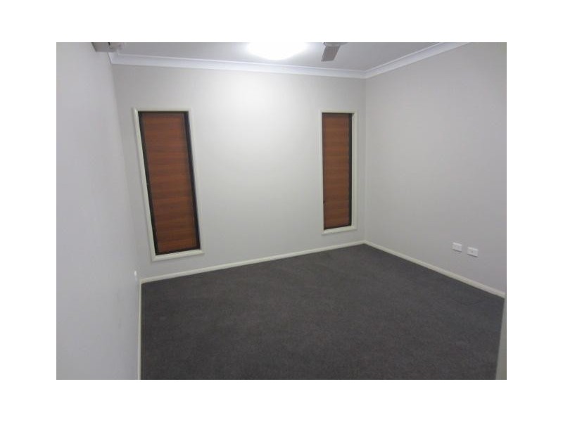 24 Sunhaven Boulevard, Burdell QLD 4818