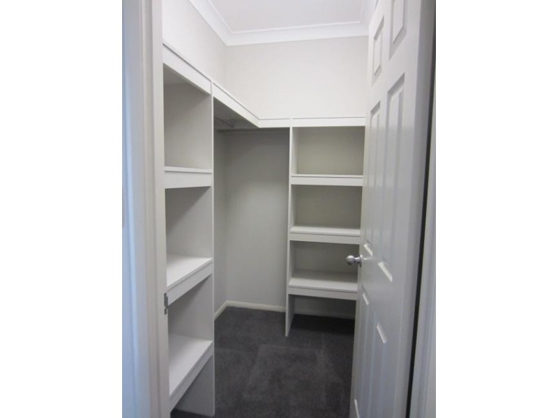 24 Sunhaven Boulevard, Burdell QLD 4818