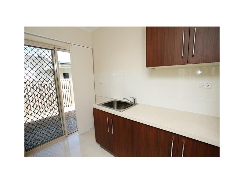 28 Nima Street, Burdell QLD 4818