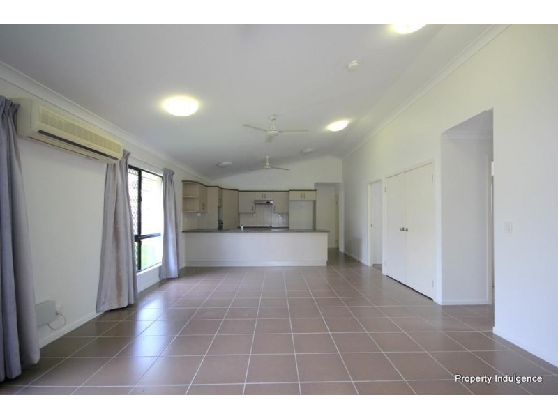 34 Mendi Drive, Bushland Beach QLD 4818