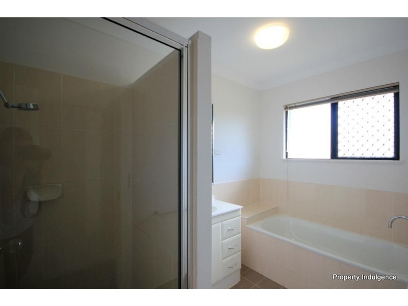 34 Mendi Drive, Bushland Beach QLD 4818