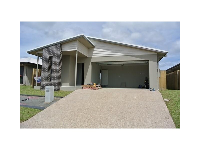 42 Dahlia Street, Burdell QLD 4818