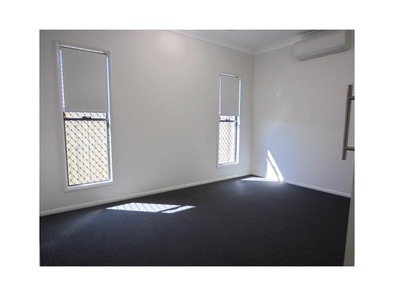 42 Dahlia Street, Burdell QLD 4818