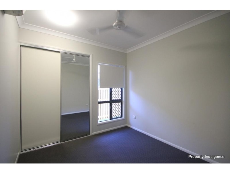 42 Dahlia Street, Burdell QLD 4818