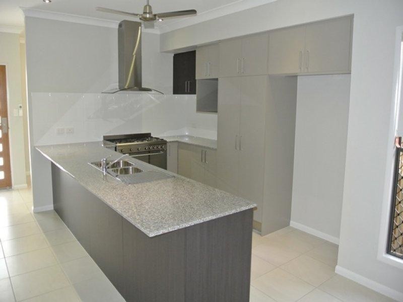 42 Dahlia Street, Burdell QLD 4818