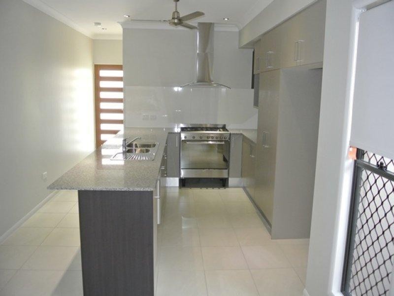 42 Dahlia Street, Burdell QLD 4818