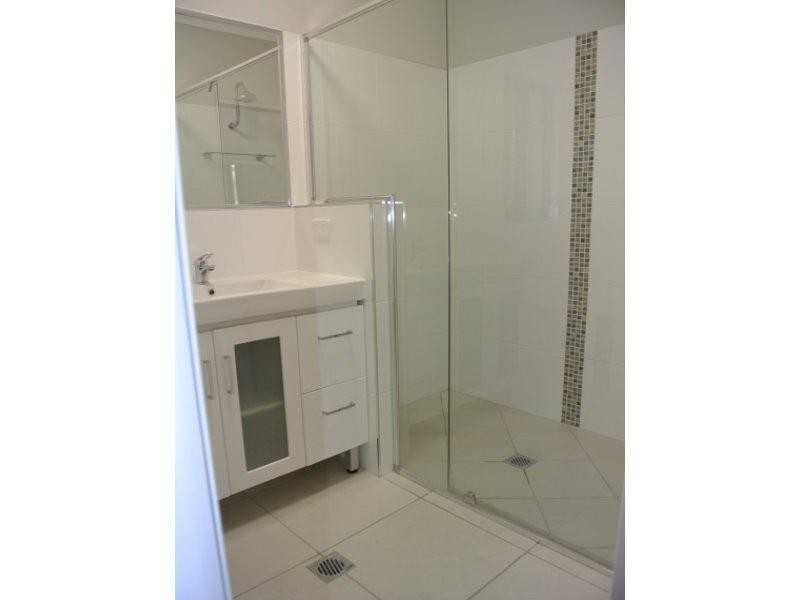 42 Dahlia Street, Burdell QLD 4818