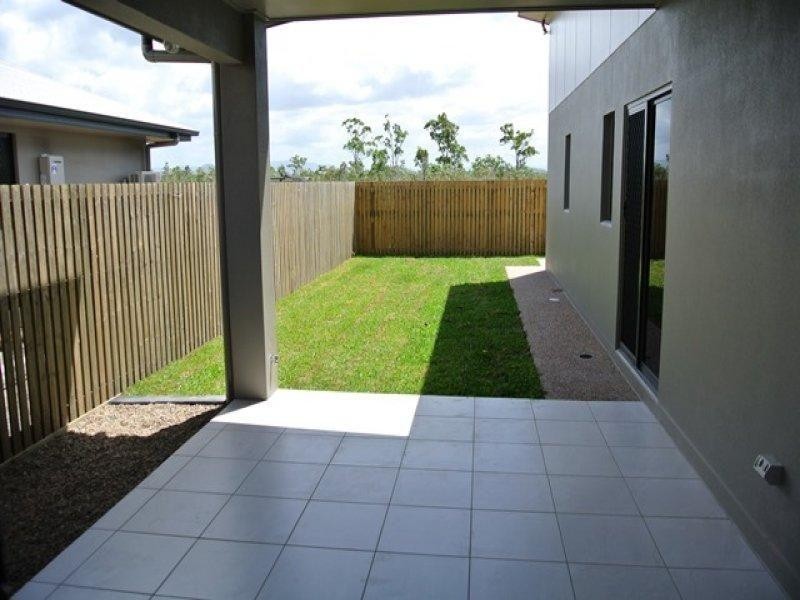 42 Dahlia Street, Burdell QLD 4818