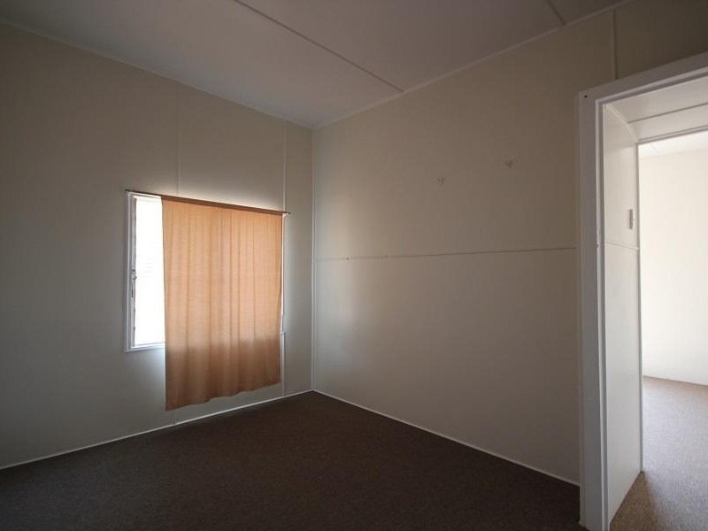 51 The Esplanade, Toolakea QLD 4818