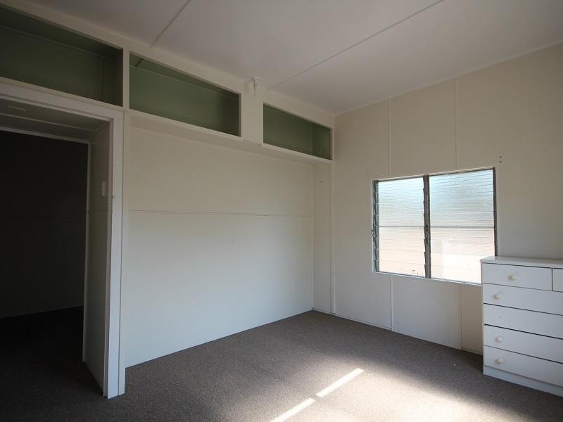 51 The Esplanade, Toolakea QLD 4818