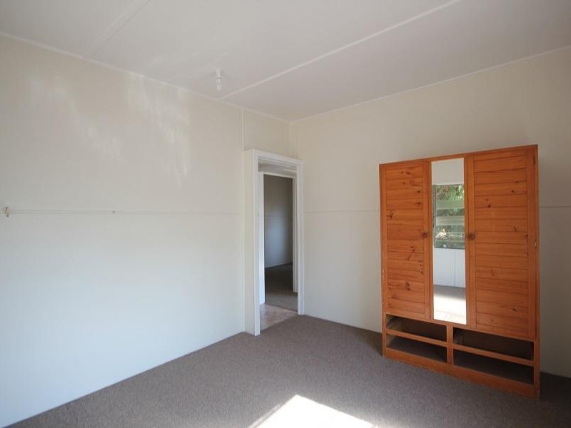 51 The Esplanade, Toolakea QLD 4818