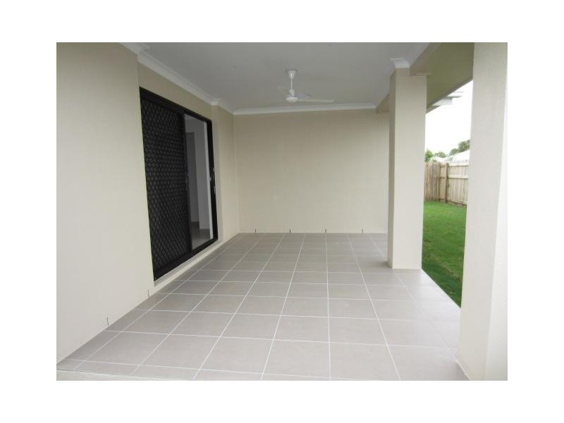 17 Lanikai Place, Mount Low QLD 4818