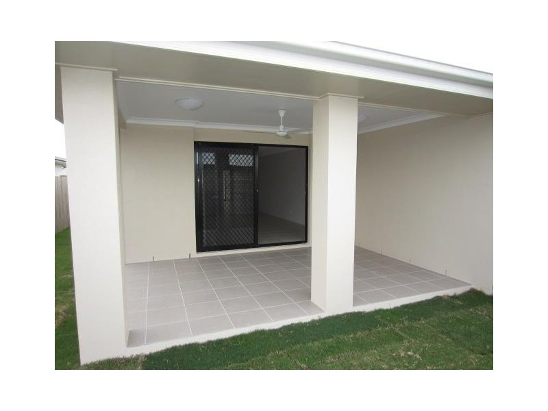 17 Lanikai Place, Mount Low QLD 4818