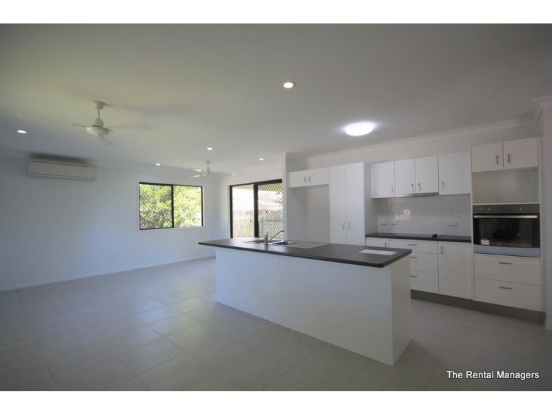 1/29 Oonoonba Road, Idalia QLD 4811