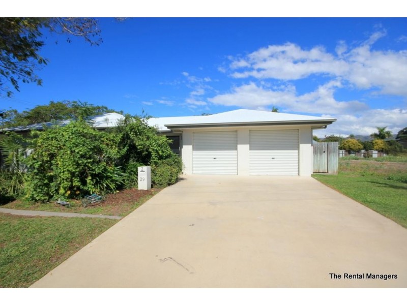 2/29 Oonoonba Road, Idalia QLD 4811