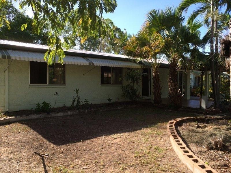 8 Ebony Court, Bushland Beach QLD 4818