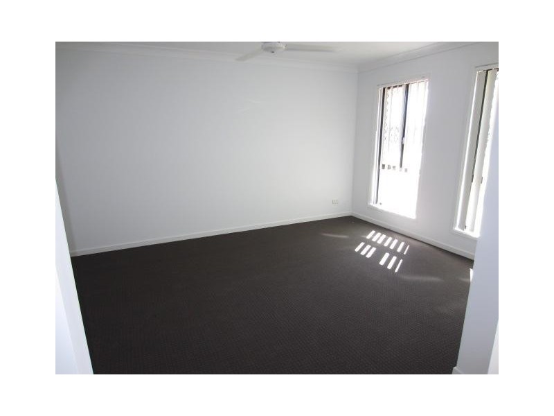 2 Smugglers Cove, Mount Low QLD 4818