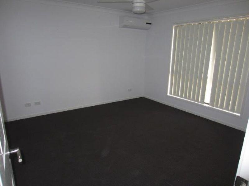 2 Smugglers Cove, Mount Low QLD 4818