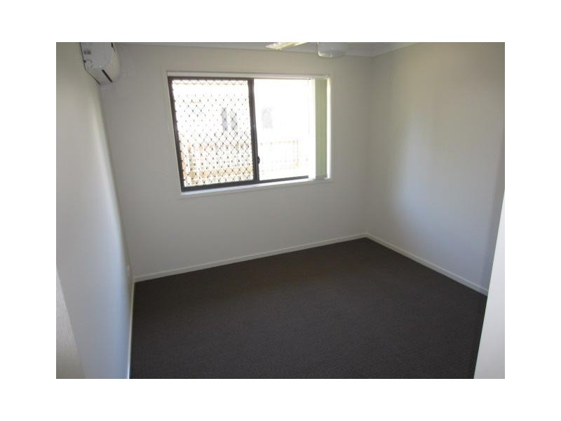 7 Wineglass Bay Avenue, Mount Low QLD 4818