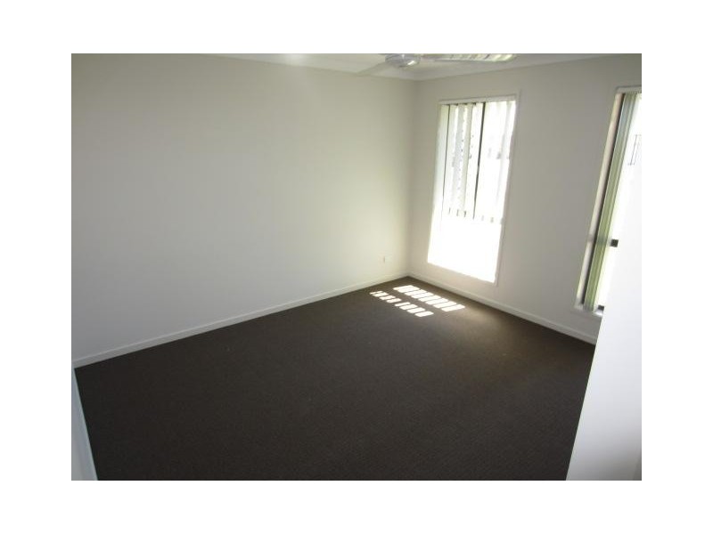 7 Wineglass Bay Avenue, Mount Low QLD 4818