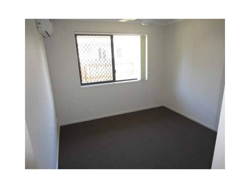 7 Wineglass Bay Avenue, Mount Low QLD 4818