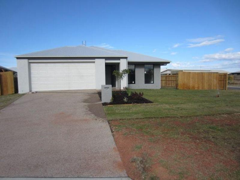 69 Sanctum Boulevard, Mount Low QLD 4818
