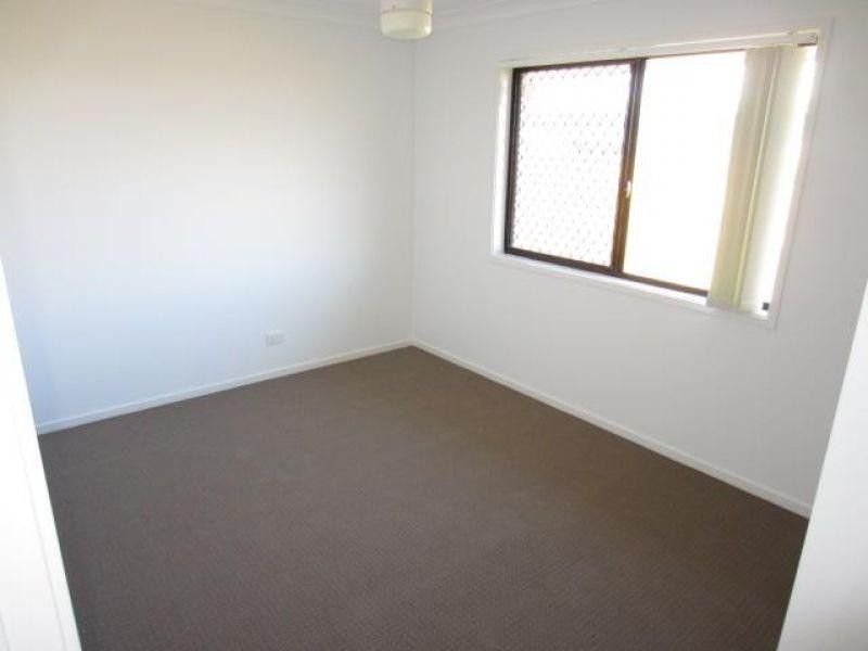 69 Sanctum Boulevard, Mount Low QLD 4818