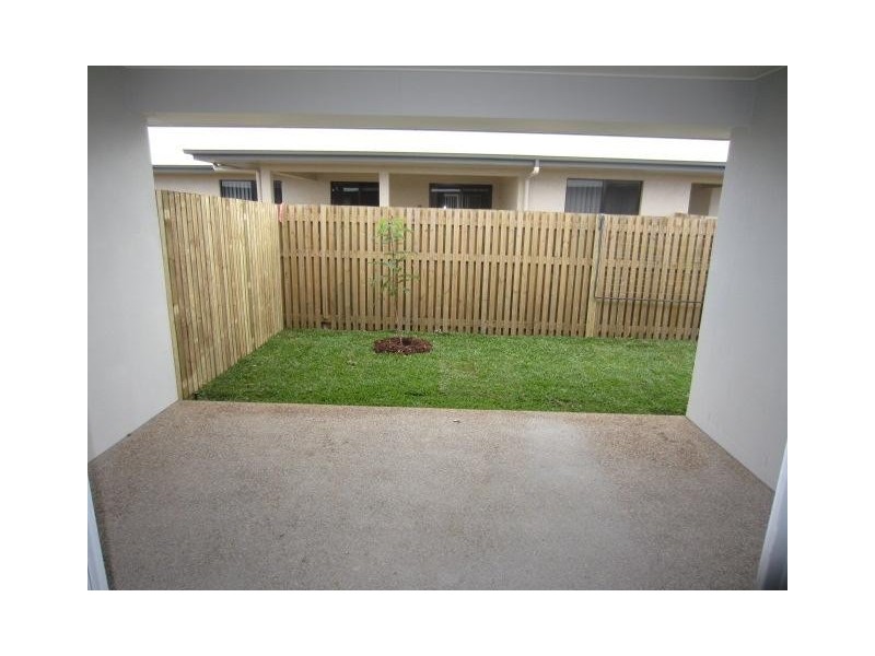 1/15 Solana Circuit, Burdell QLD 4818